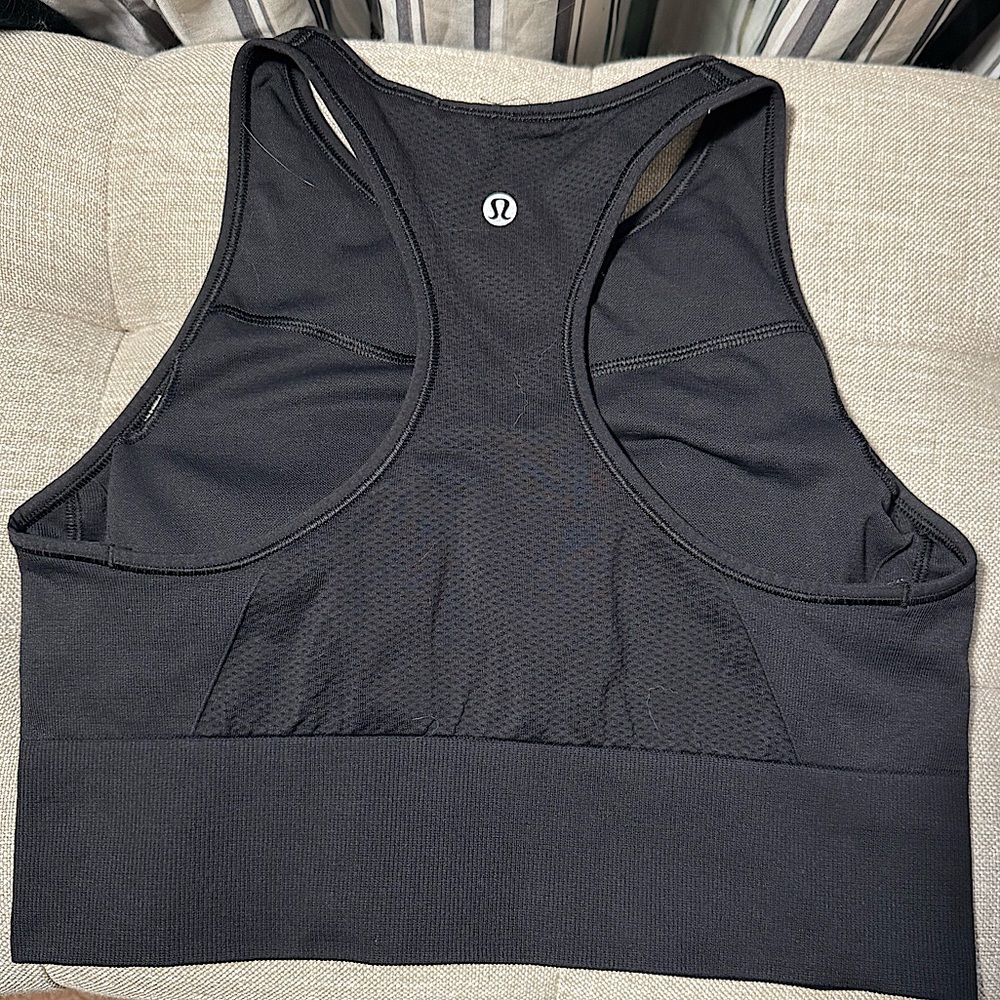 Lululemon sport bra